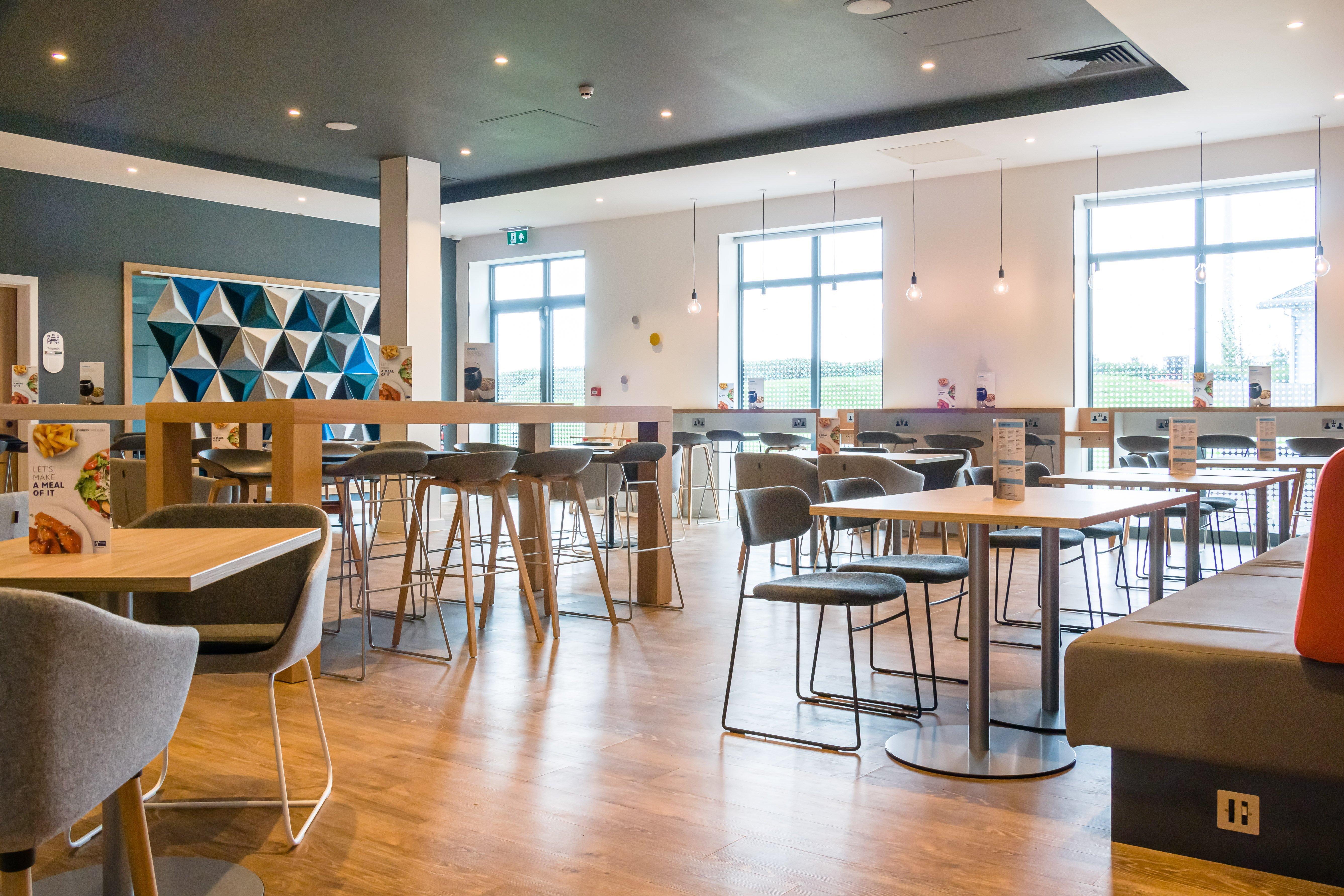 Holiday Inn Express - Bodmin - Victoria Junction By Ihg Exterior foto